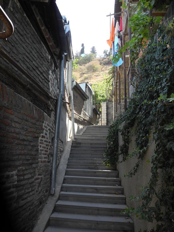 Cherdachok Tbilisi Exterior photo